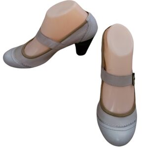 Vintage - 1970's Pierre Cardin Paris Gray Two Tone‎ Leather Mary Janes Heels